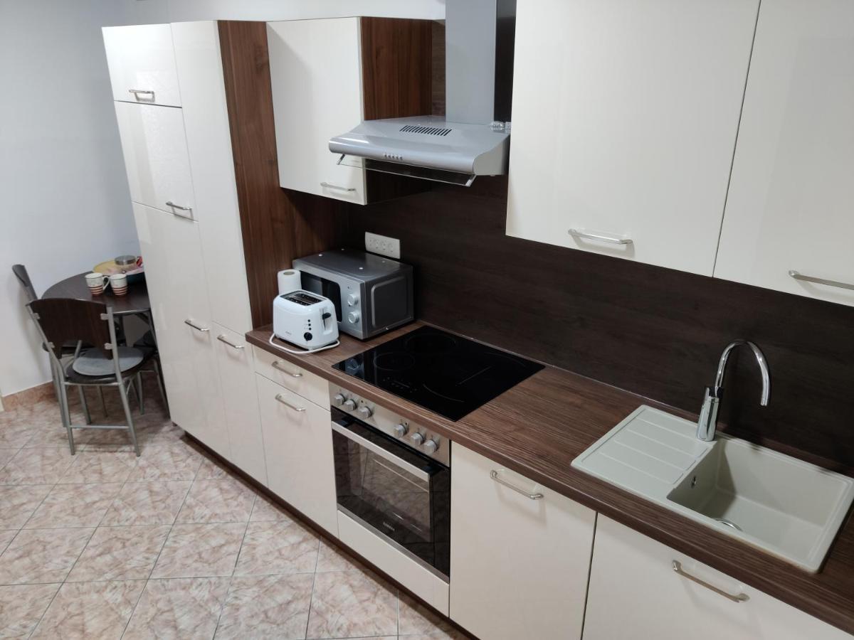 Apartmani Nimcevic 比奥格勒·纳·莫鲁 外观 照片